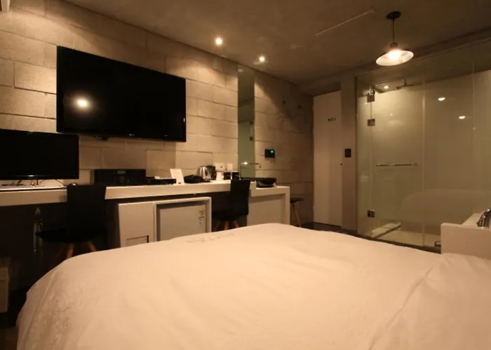 Hotel Pop2 Jongno 2*