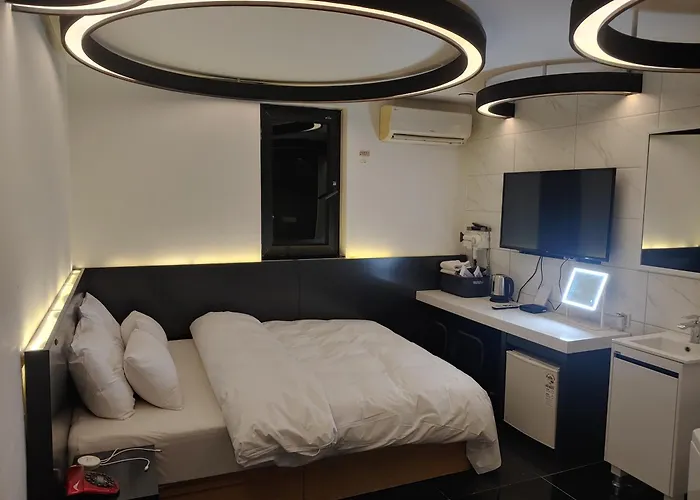Hotel Pop2 Jongno Seoul