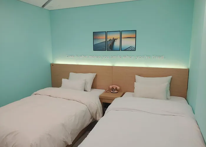 Pop2 Jongno Hotel 2*