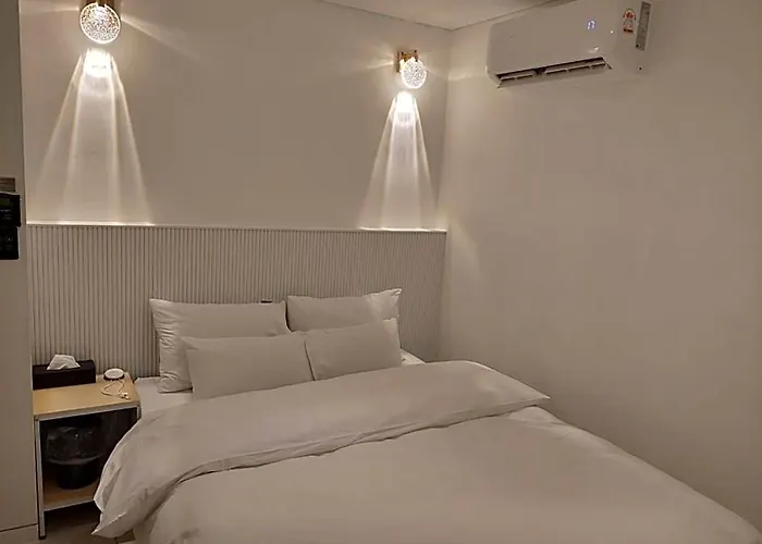 Hotel Pop2 Jongno